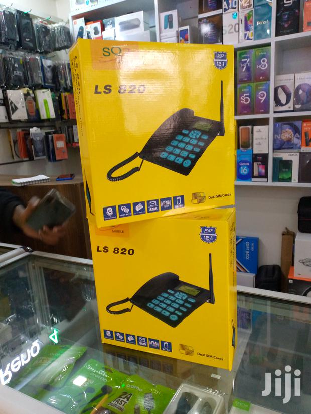 SQ LS-820 Desktop Landlines - main view