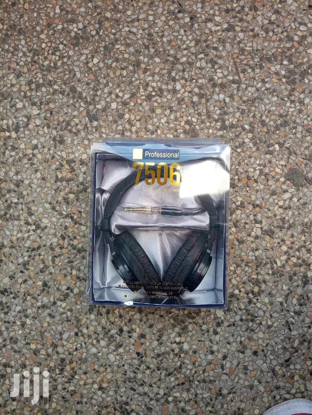 Mdr_7506 Headphones - main view