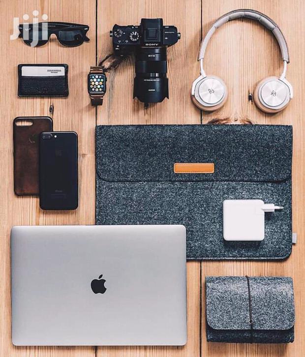 Macbook Air Core i5 256GB SSD 8GB Ram - thumbnail 3