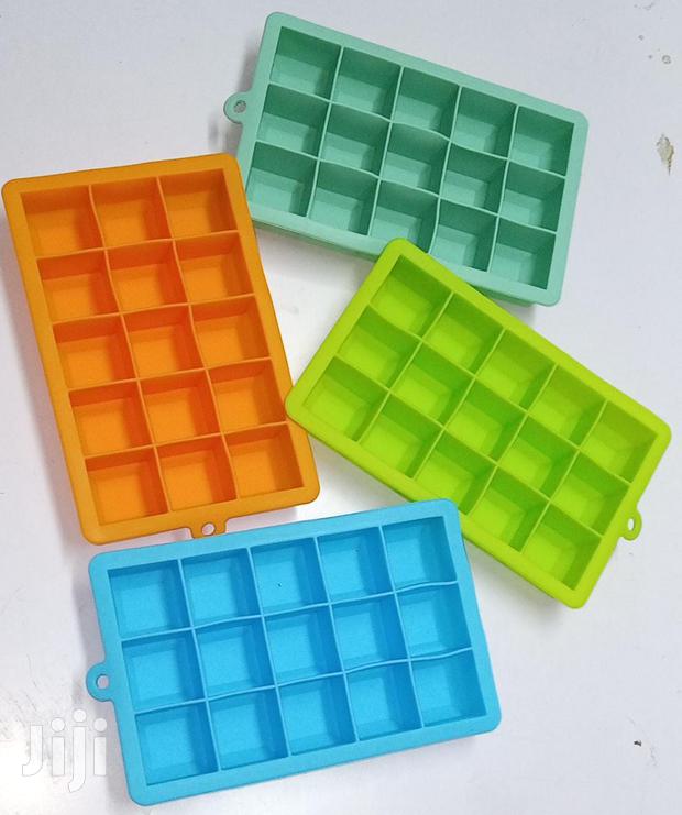 Silicone Ice Cube Maker