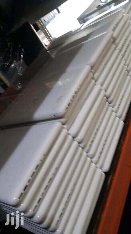 Apple Macbook 14 Inches 320gb Hdd Core 2duo 4Gb Ram - thumbnail 4