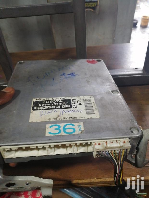 Toyota 2NZ Engine ECU Computer.