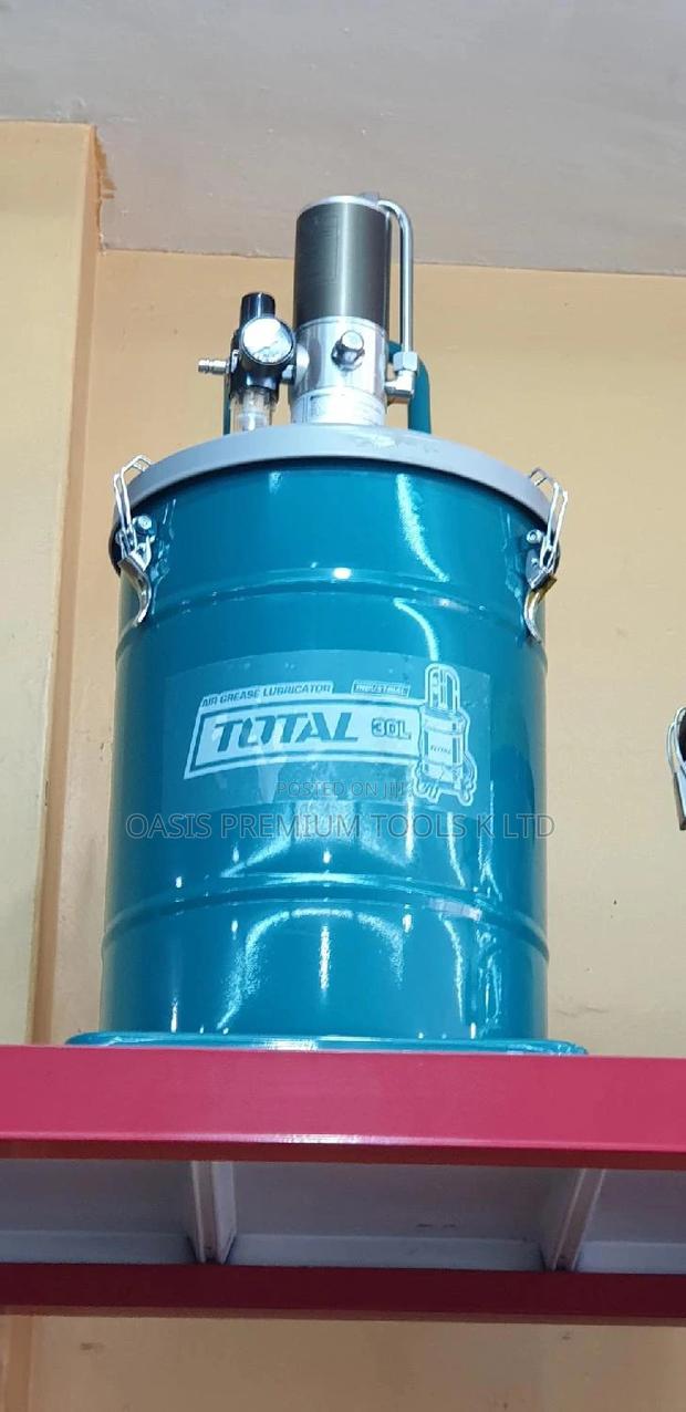 Air Grease Pneumatic Lubricator Grease Bucket 30 Ltr