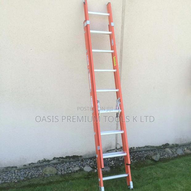 Fiberglass 32 Feet Extension Ladder - thumbnail 3