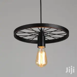 Wheel Shaped Pendant Light