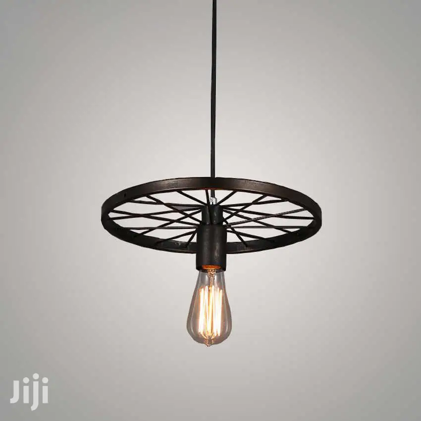 Wheel Shaped Pendant Light