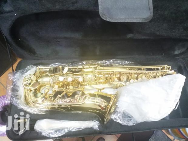 Alto Saxophone - main view