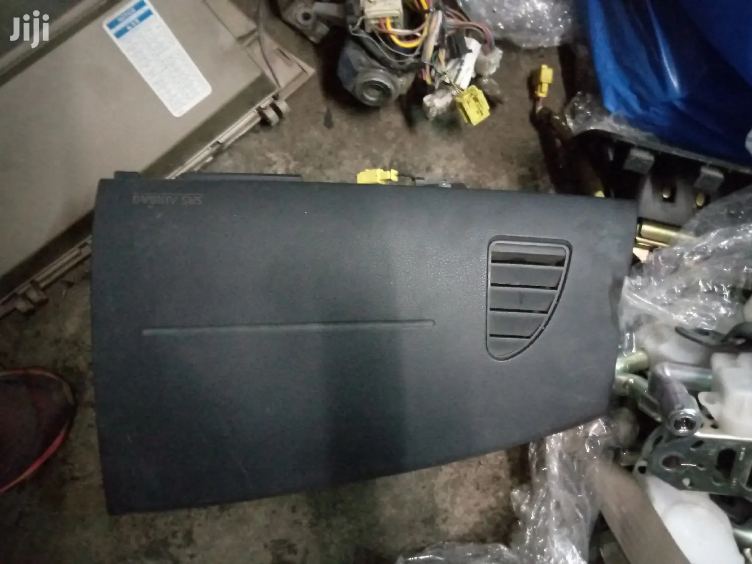 Airbag Nissan Tilda Black