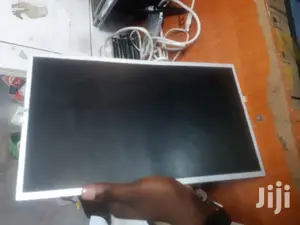 We Replace Broken Laptops Screens