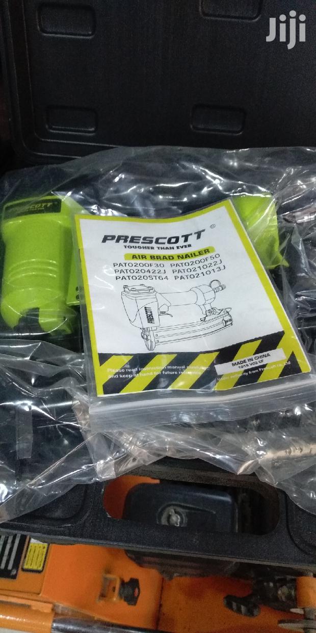 Air Brad Nailer - thumbnail 4