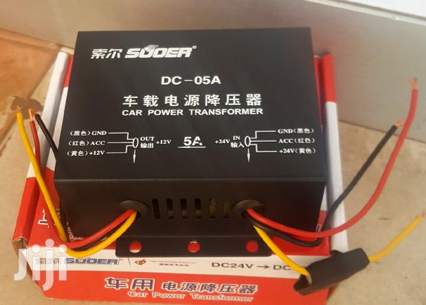 New Universal 5A Power Converter
