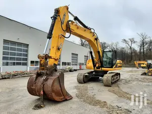 JCB Js330-Lc Excavator (Foreign Import)