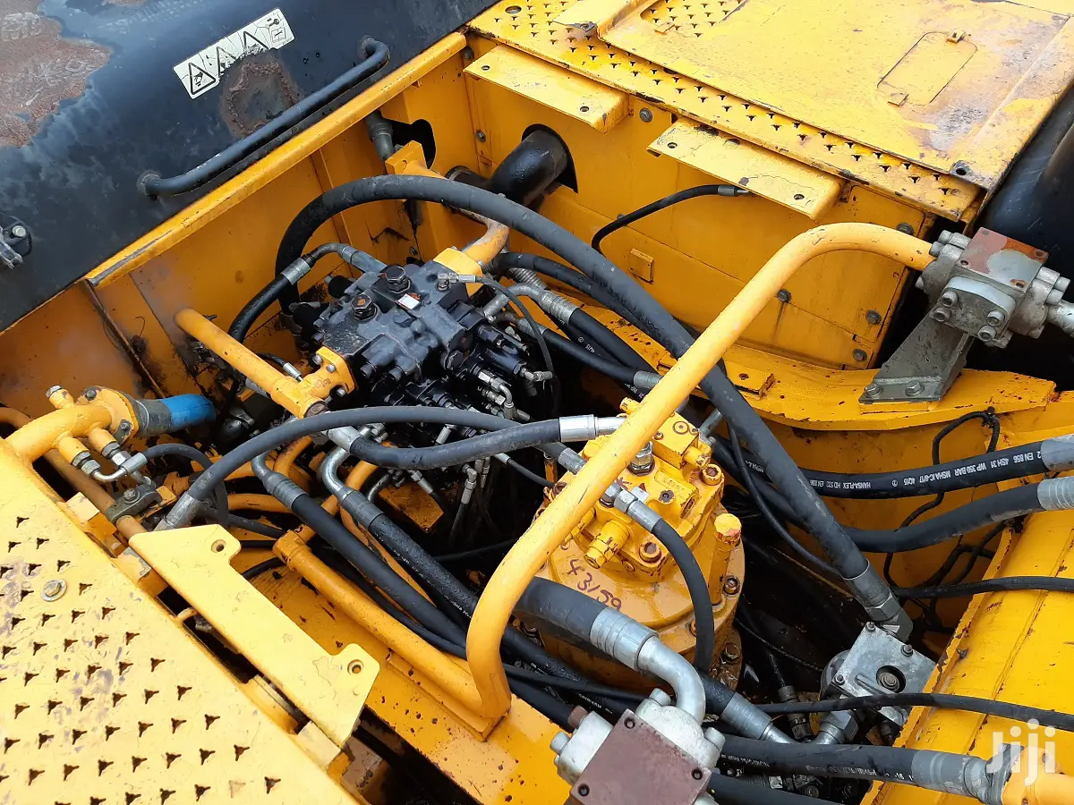 JCB Js330-Lc Excavator (Foreign Import)
