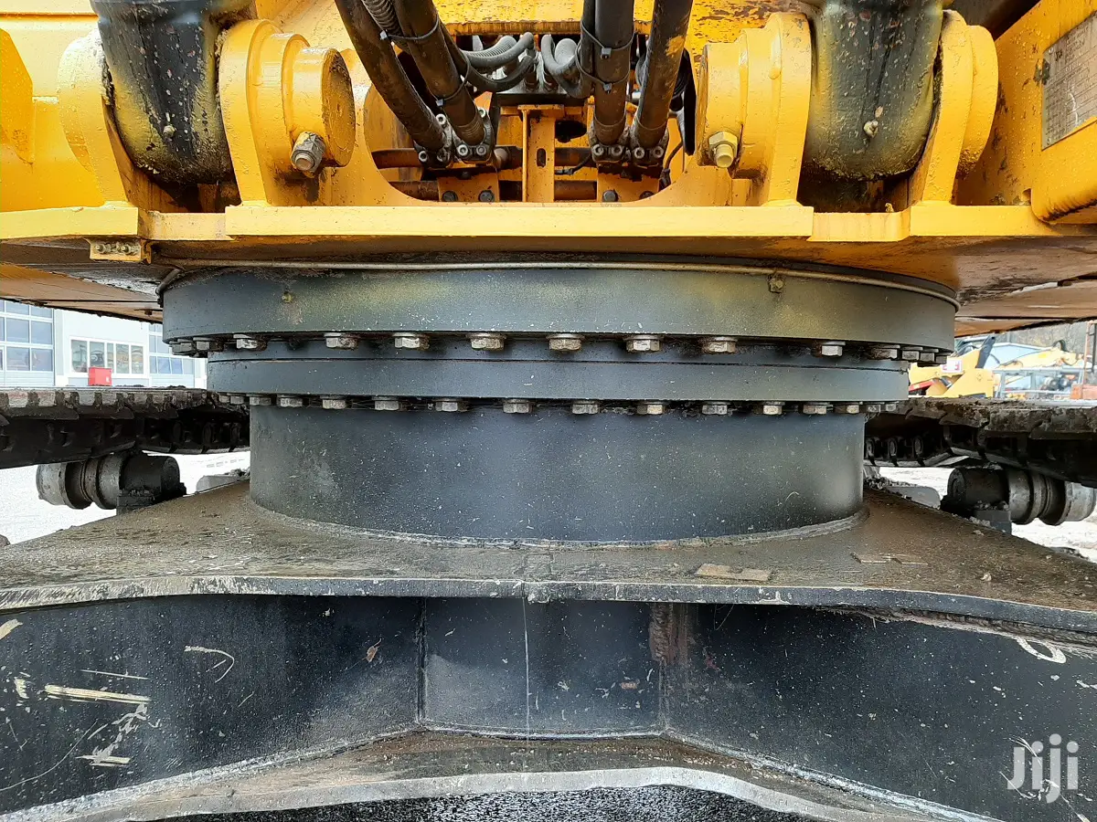 JCB Js330-Lc Excavator (Foreign Import)