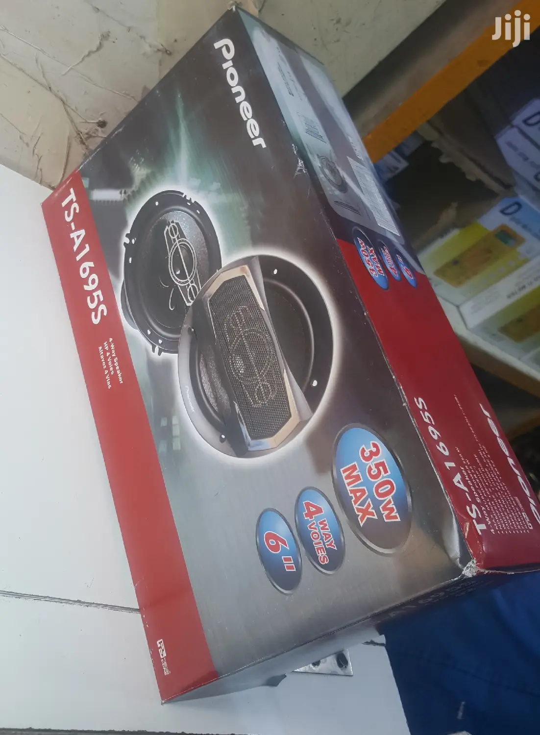 New Pioneer 6" Car Door Speakers