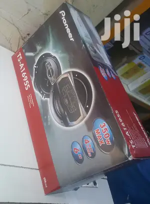 New Pioneer 6" Car Door Speakers