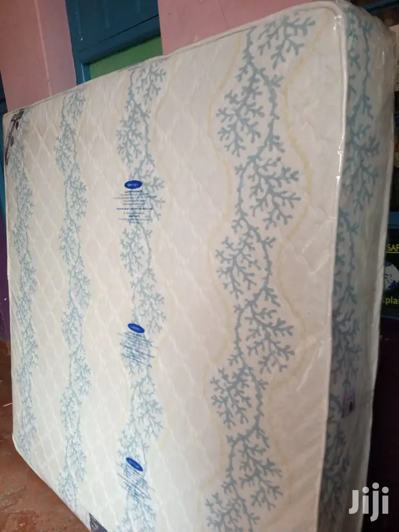 Orthopedic Spring Mattress (5by6) 10inch Thick.