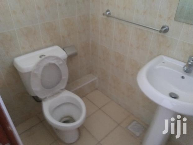 2bedroomed Spacious Apartment to Let - thumbnail 2