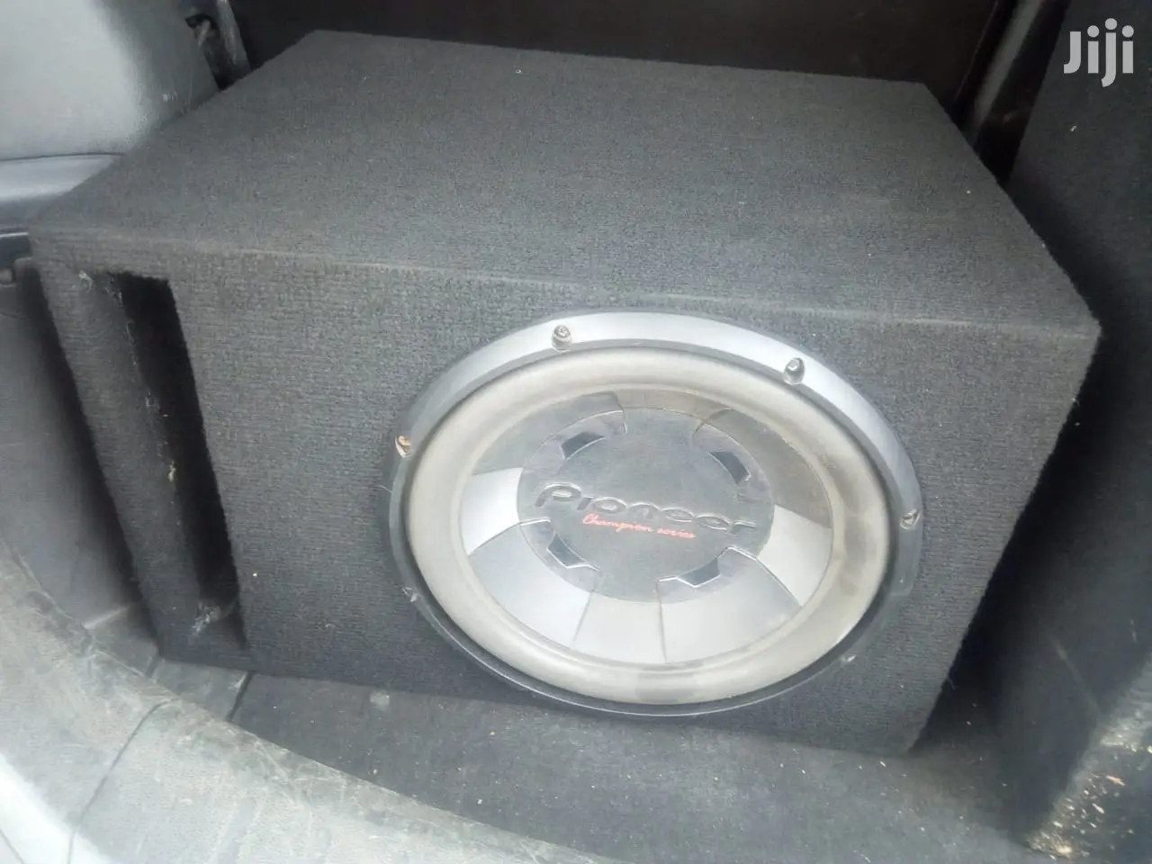 Car Music System Installation Services
