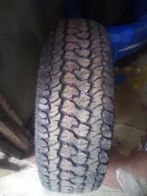 235/70 R 16 Kumho Tyres