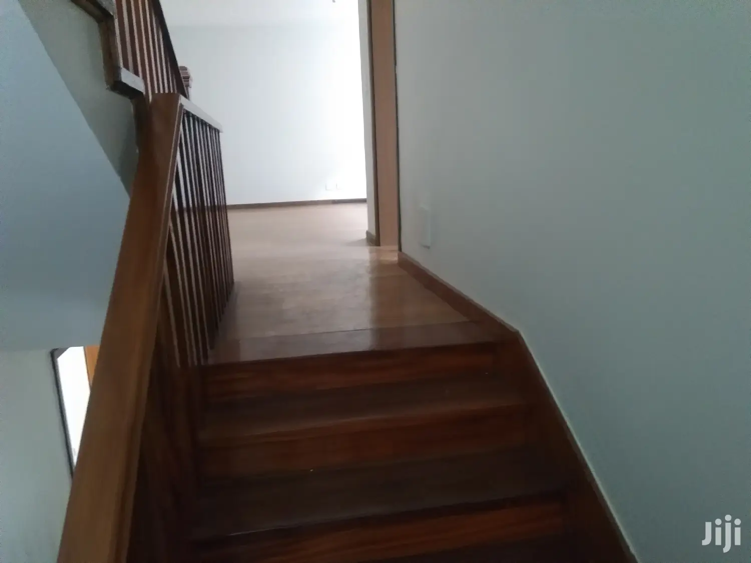 6bedroomed Town House To Let