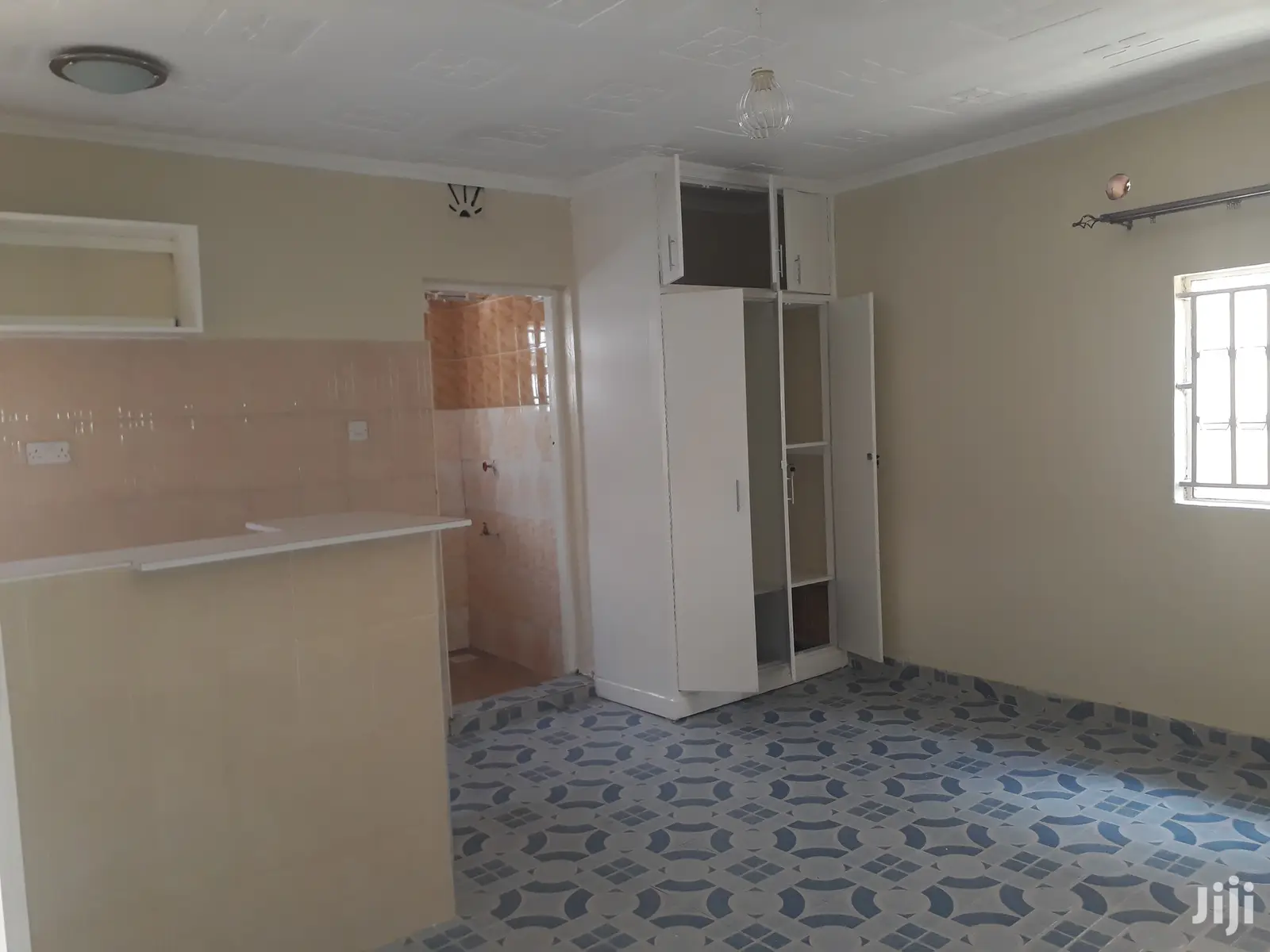 Hurlingham Self Contained Studio For Rent