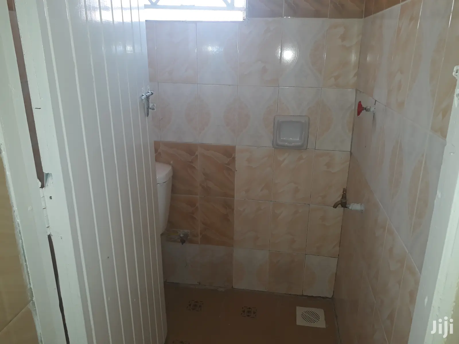 Hurlingham Self Contained Studio For Rent