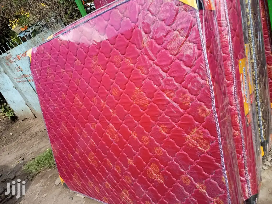 Heavy Duty/High Density (6by6 8") Mattresses