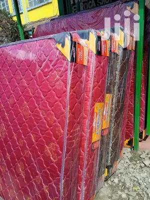 Heavy Duty/High Density (6by6 8") Mattresses