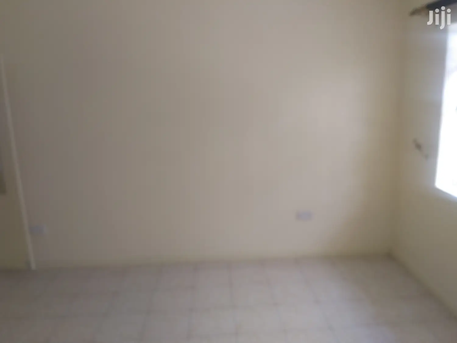 5bedroomed Maisonette With Dsq to Let