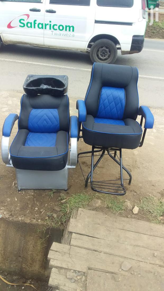 Local Sink And Barber Chair - thumbnail 3