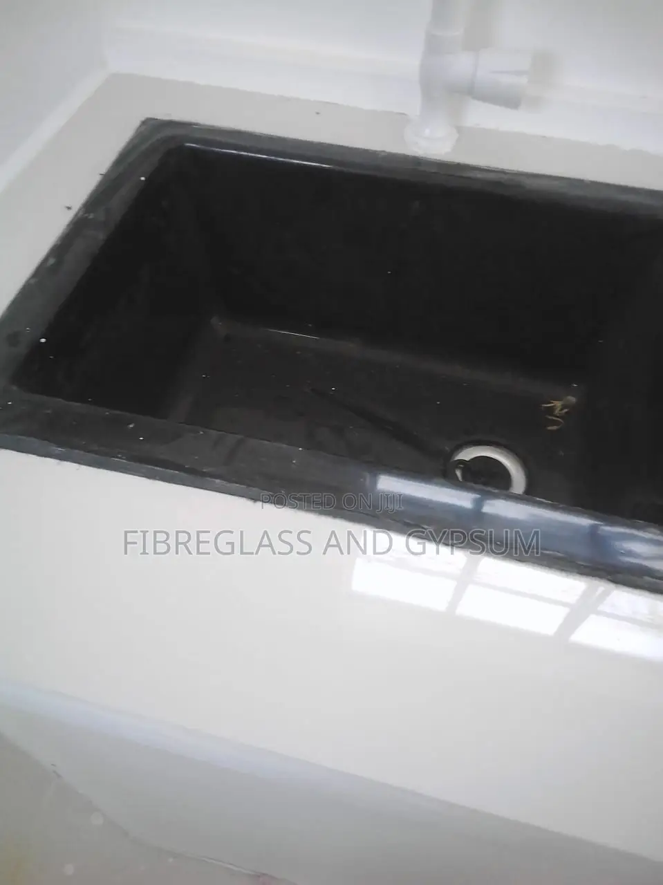 We Make Fibreglass Laboratory Sinks