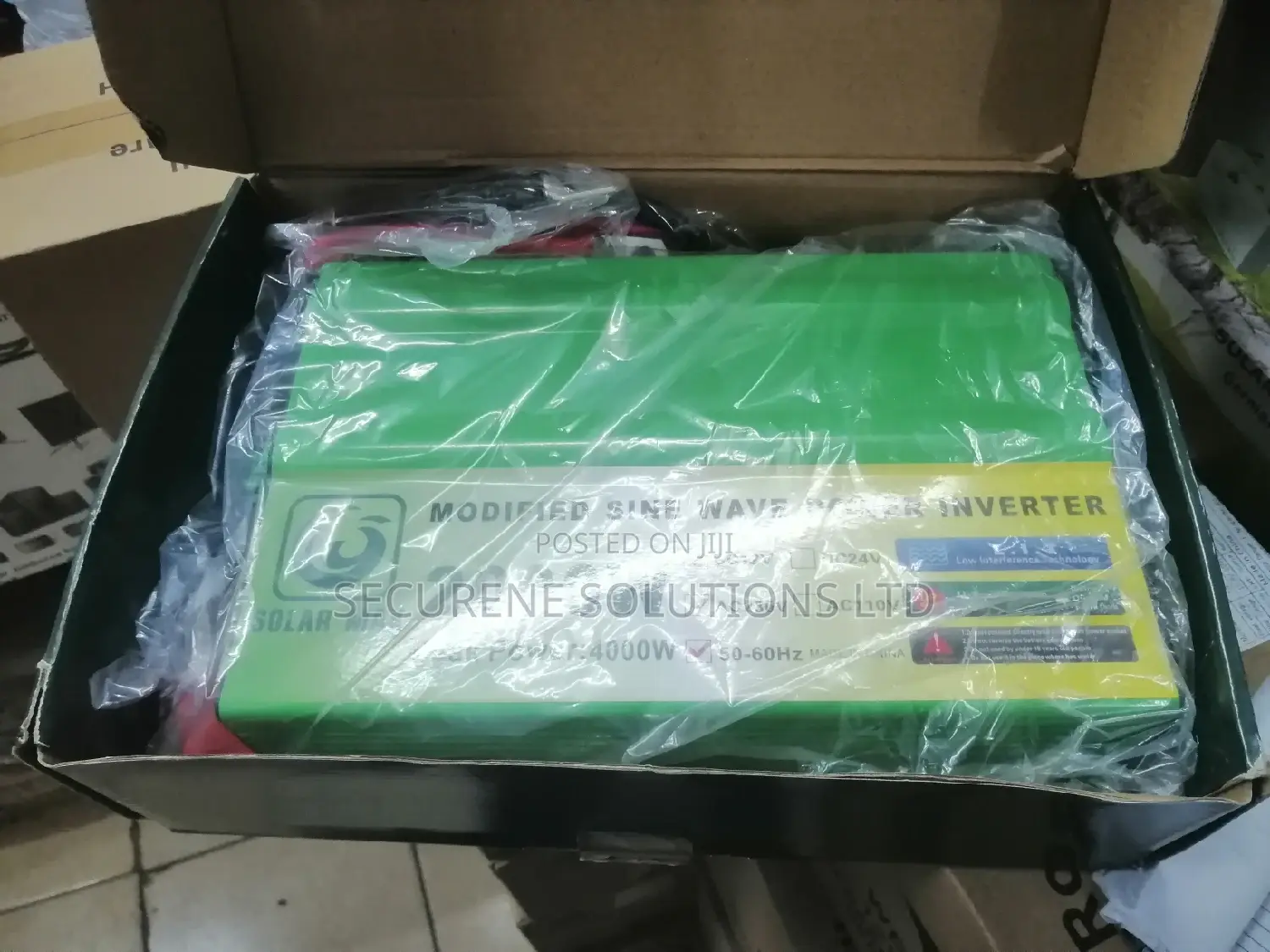 Solarmax 2000w_4000 Peak Power Inverter