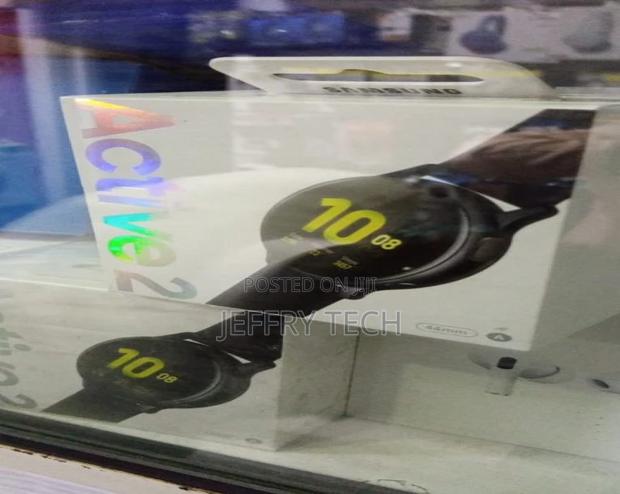 Samsung Galaxy Watch Active 2 - main view