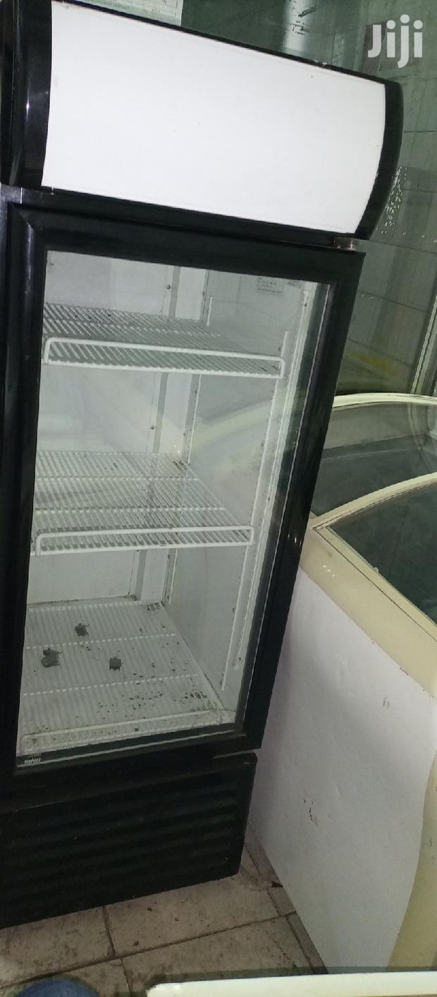Medium Fridge - main view