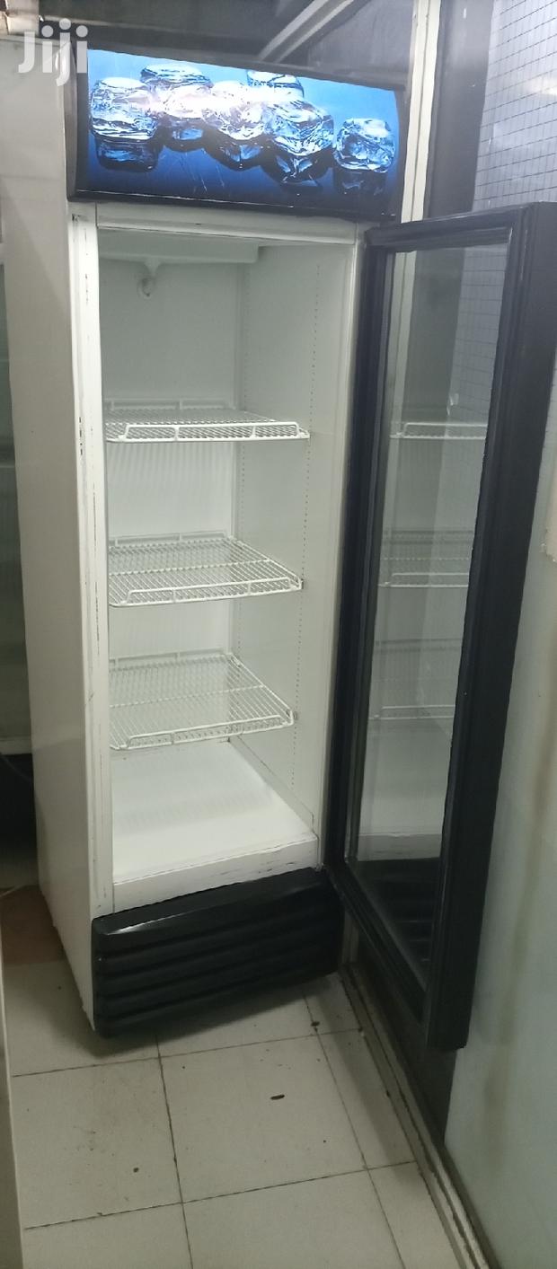 Displaying Fridge