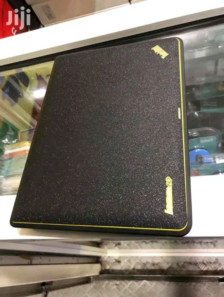 Laptop Lenovo ThinkPad X131e 4GB AMD HDD 320GB