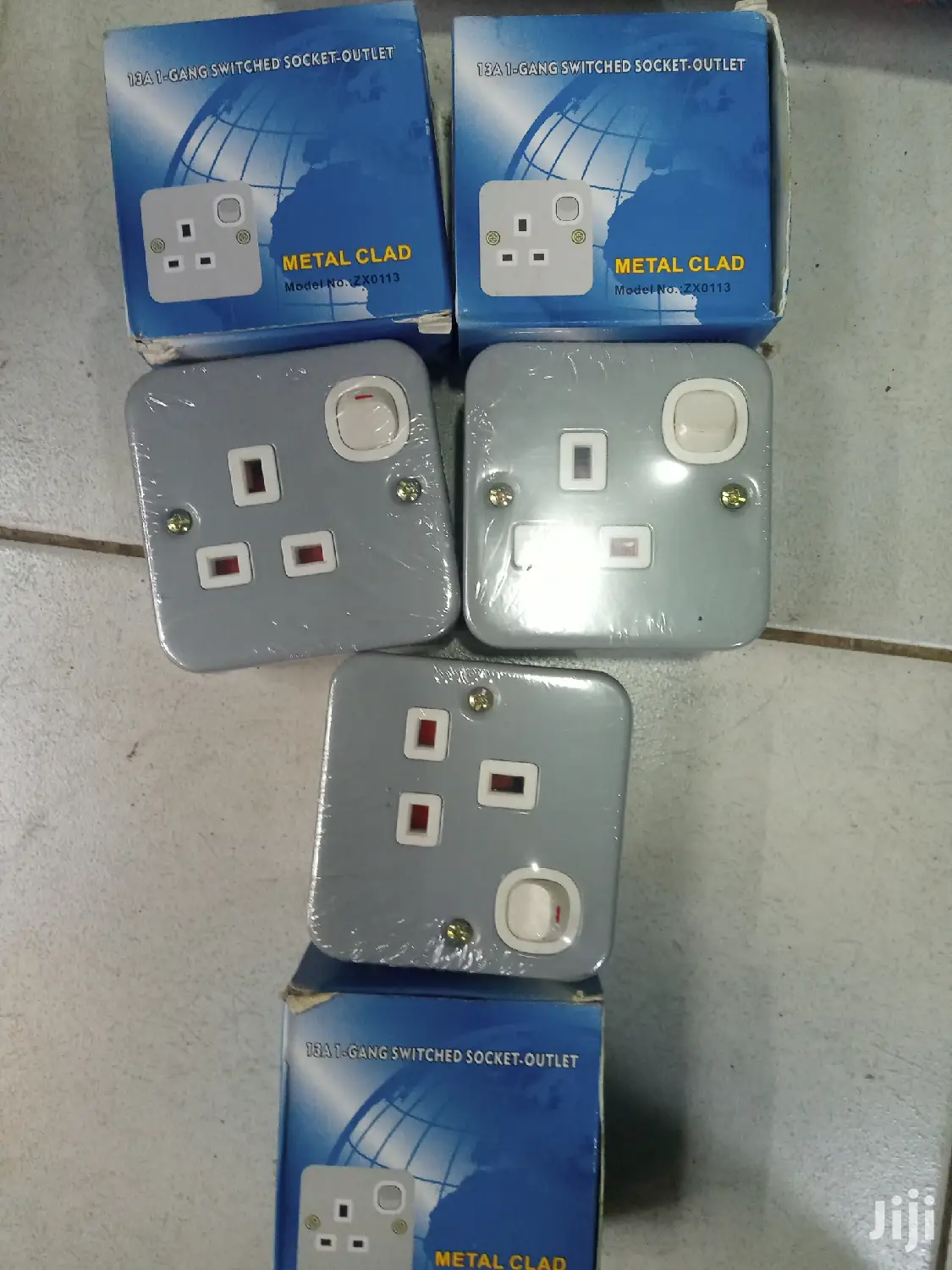 Metalic Singel Sockets