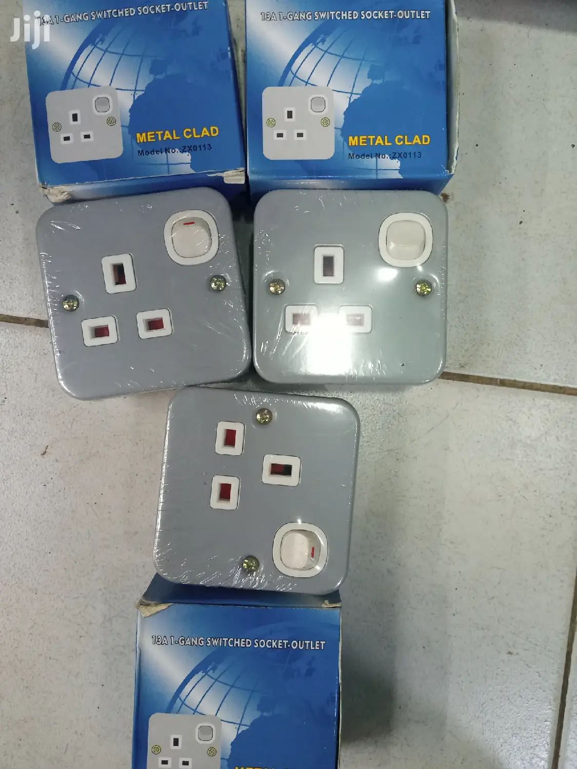 Metalic Singel Sockets