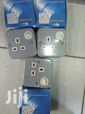 Metalic Singel Sockets