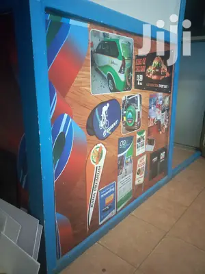 Shop Branding Per Meter Is 550