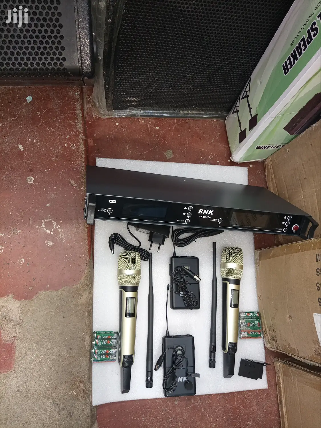 Bnk 9000 Wireless Microphone