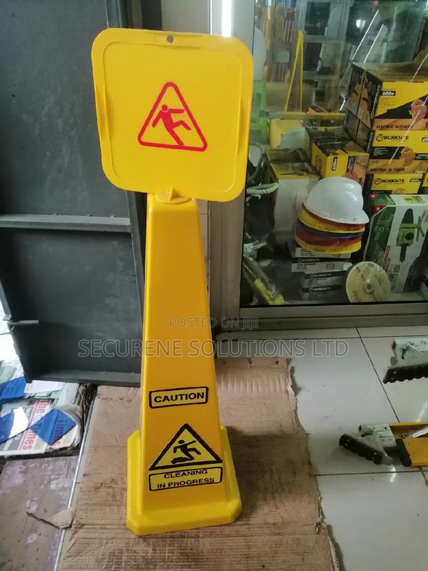 Huge 110cm Traffic Safety Cone - thumbnail 4
