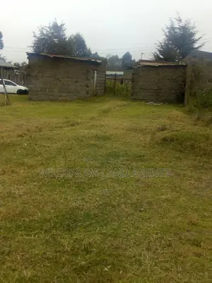 50*100 Plot On Sale At Flyover Near Wakimbo Shopping Cntr