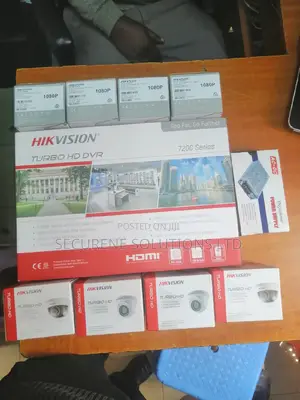 8 Camera Hikvision CCTV Kit Turbo HD, 1080p System