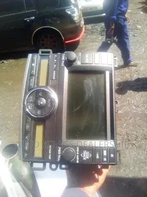 Radio and Its A/C Control Premio 265.