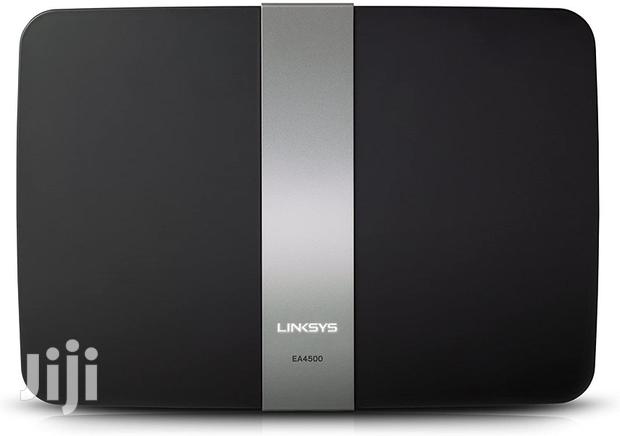 Linksys Dual Band N900 Wireless Router With Gigabit And USB - main view