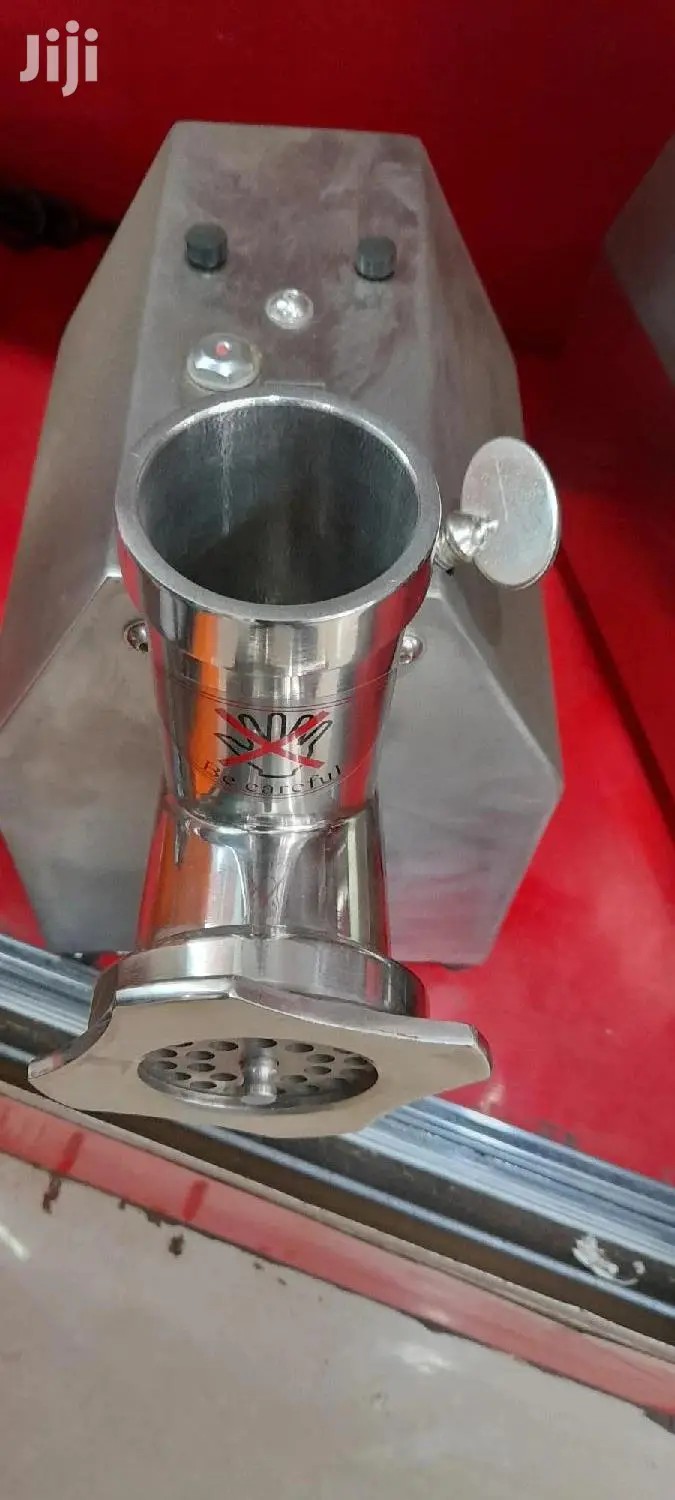 Meat Mincer/Grinder Size 12