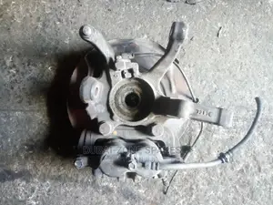 Front Nissan Extrail Hub.
