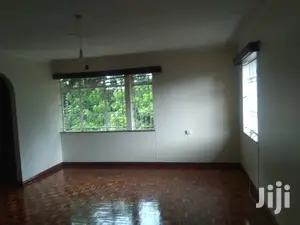 Elegant 5bedroomed Mansion to Let